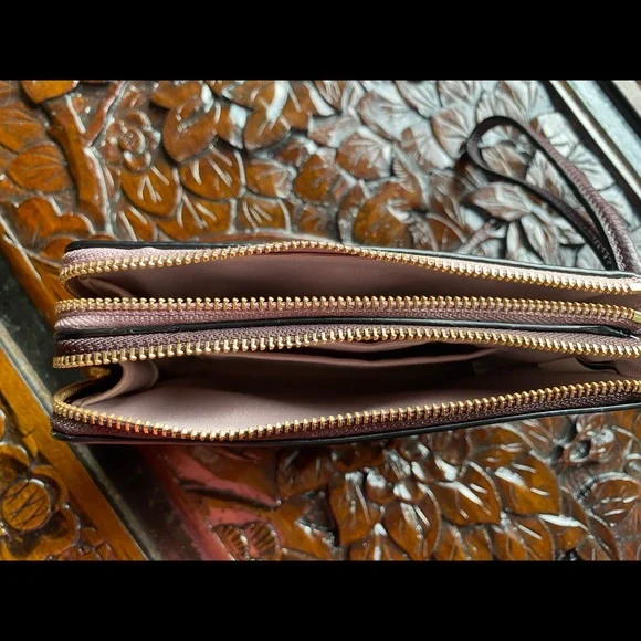 Coach contrast trim double corner wristlet / wallet BNWT - Picture 7 of 8